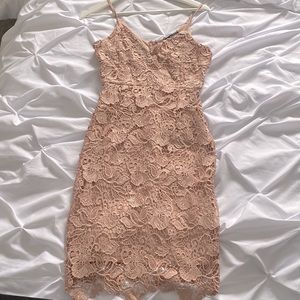 Lulus pink lace dress